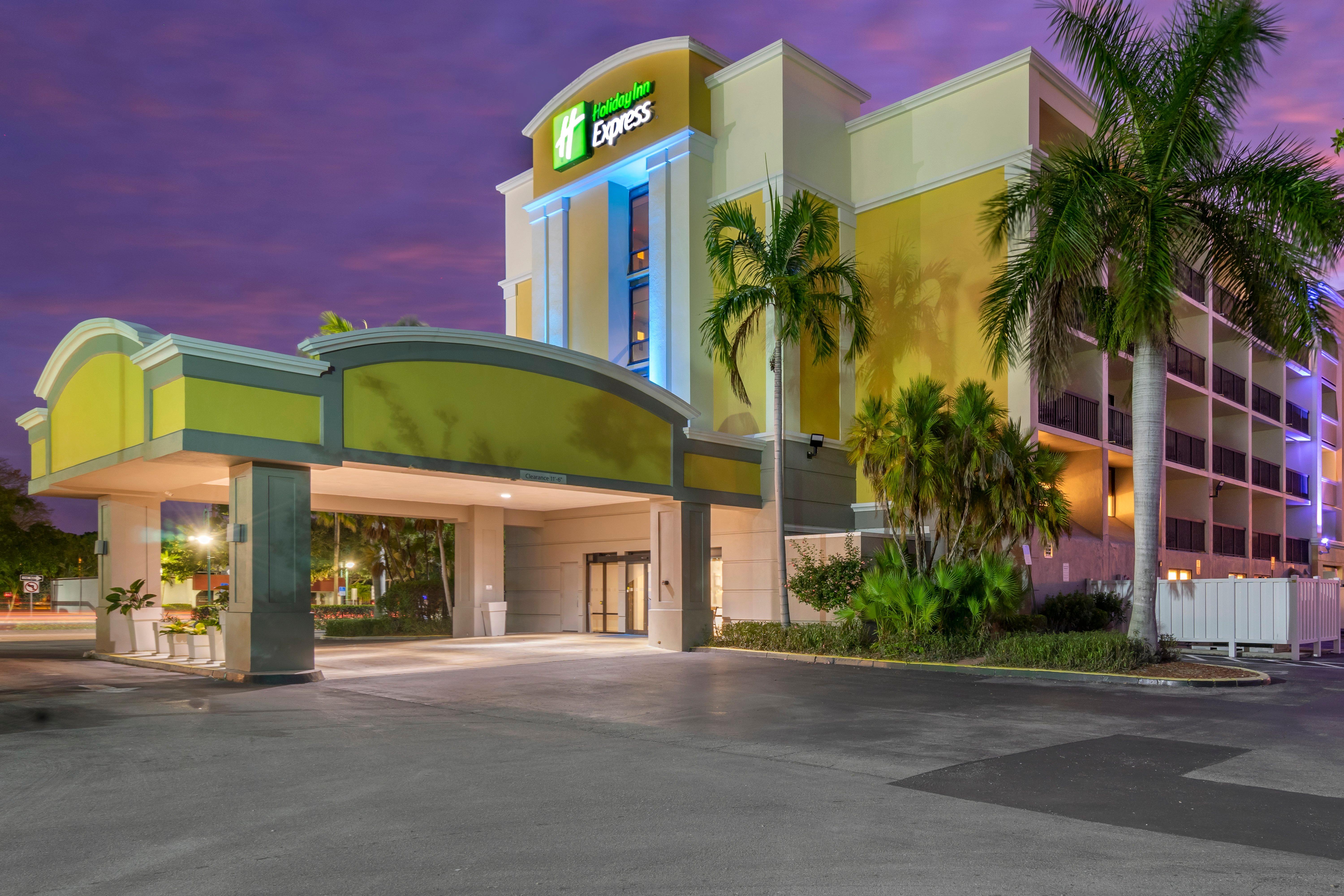 Holiday Inn Express Cape Coral-Fort Myers Area, An Ihg Hotel Buitenkant foto